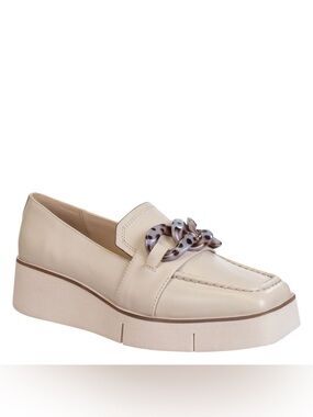 Naked Feet Privy Platform Loafers in Chamois size 8.5